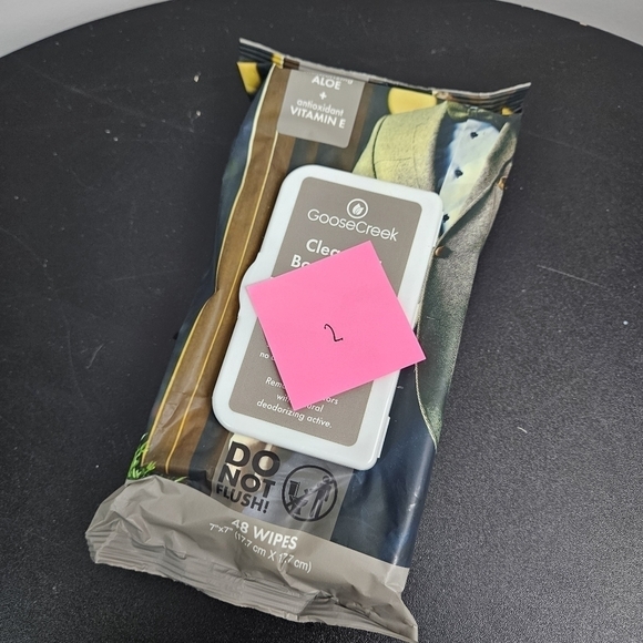 Goose Creek Suit & Tie Cleansing Body Wipes 48 Count - Picture 2 of 5